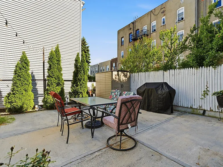 502 Gregory Ave #1 — Photo 11