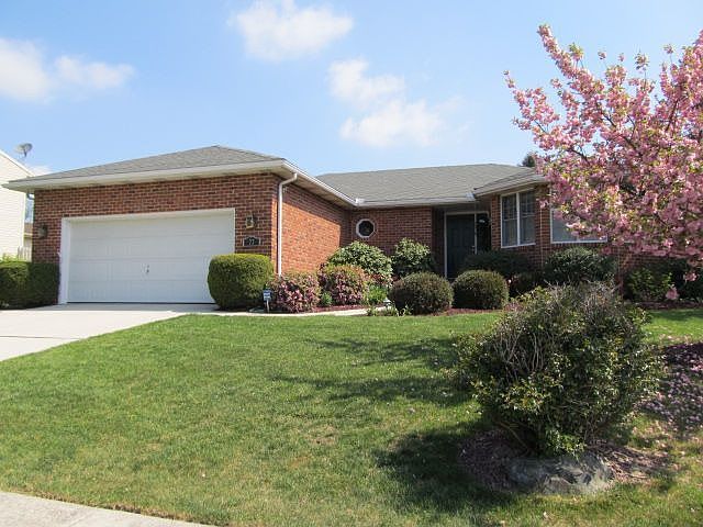 77 Sherwood Circle