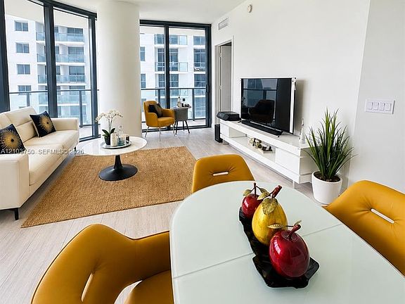2nd image of 55 SW 9th St APT 3308