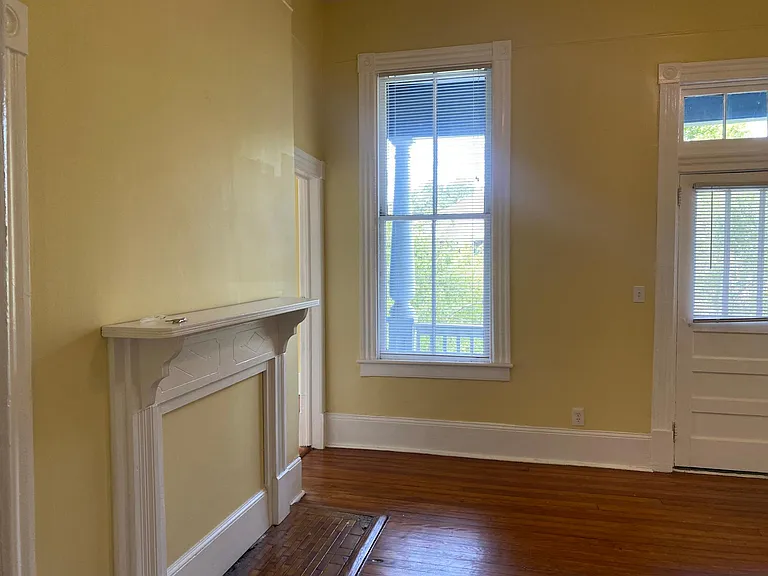 402 E Duffy St #2 — Photo 9