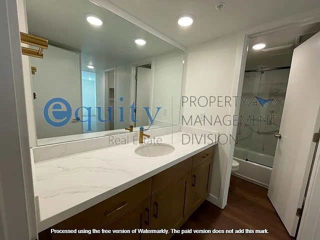 1032 E 400 S #303B — Photo 6