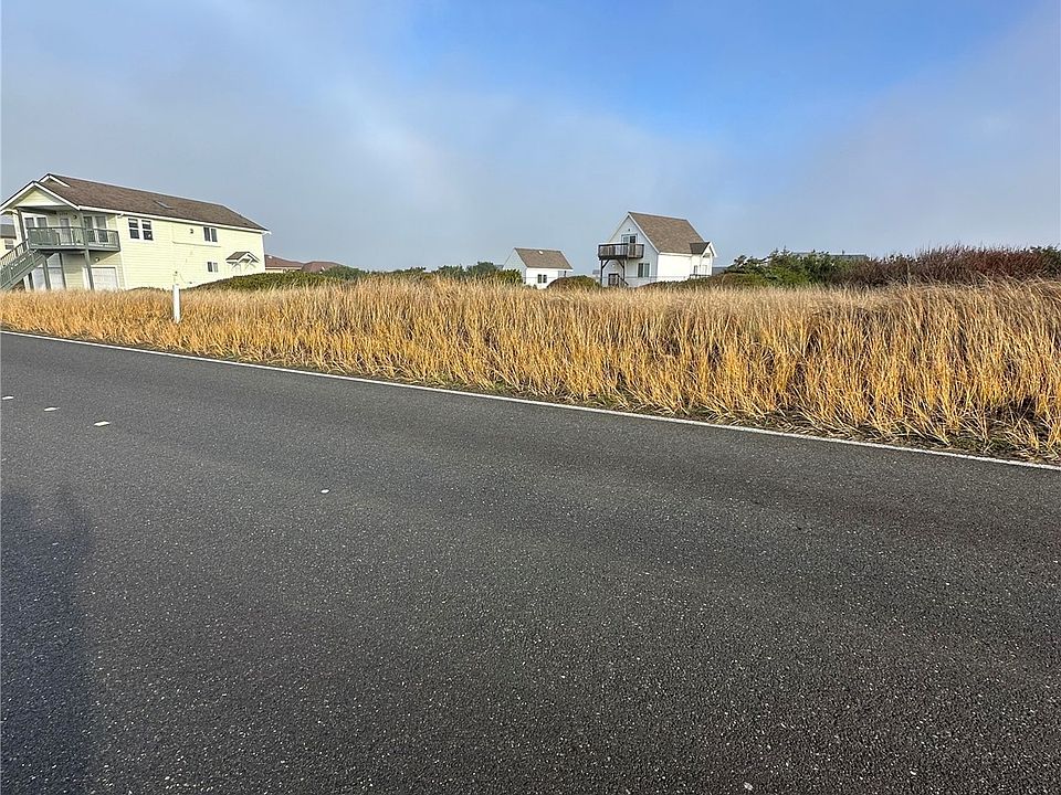 2nd image of 1460 Ocean Shores Boulevard SW
