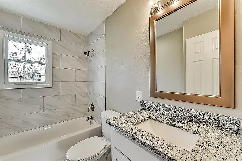 3 bed, 1406 sqft, $2,000 — Photo 4