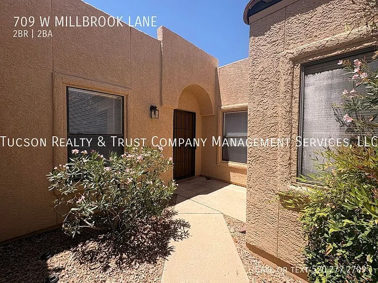 709 W Millbrook Ln — Photo 3