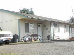 55 Michael St APT A, Cathlamet, WA 98612