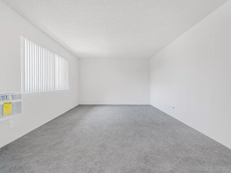 Berendo Apartments — Photo 15