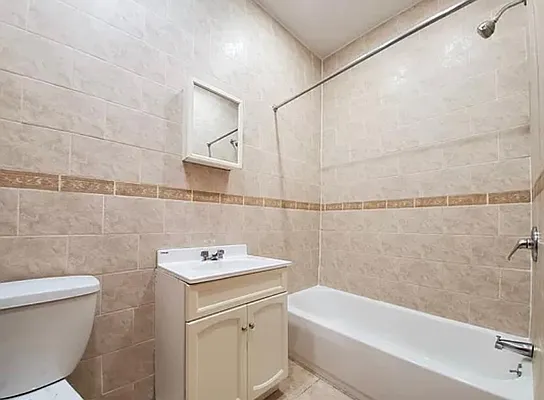 Rented by Blue Egg Realty Corp | media 18