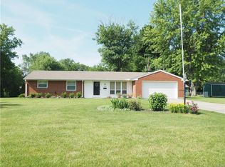 2572 Walford Dr, Dayton, OH 45440