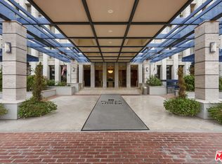 800 W 1st St APT 710, Los Angeles, CA 90012