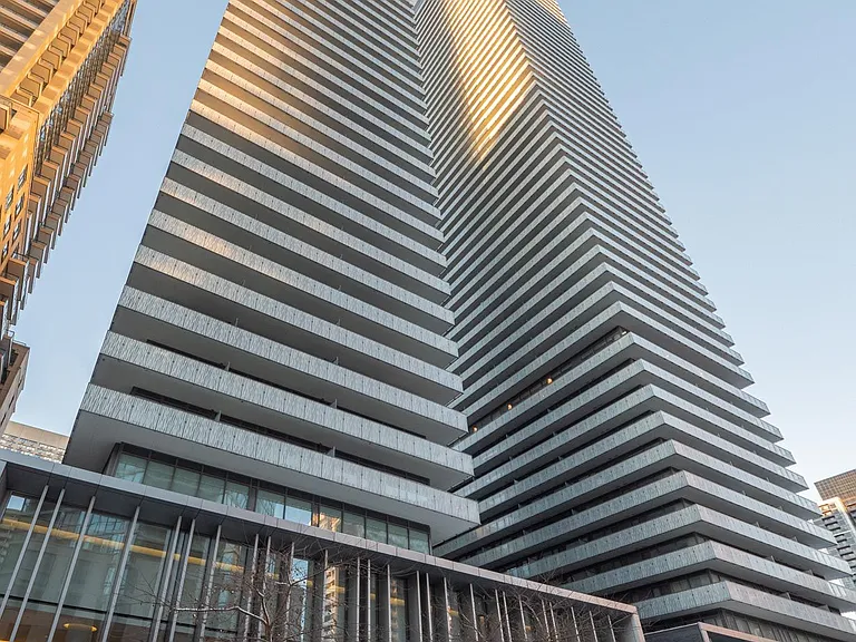 42 Charles St E #3605 — Photo 1