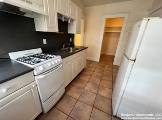 5 Barrows St #13, Allston, MA 02134