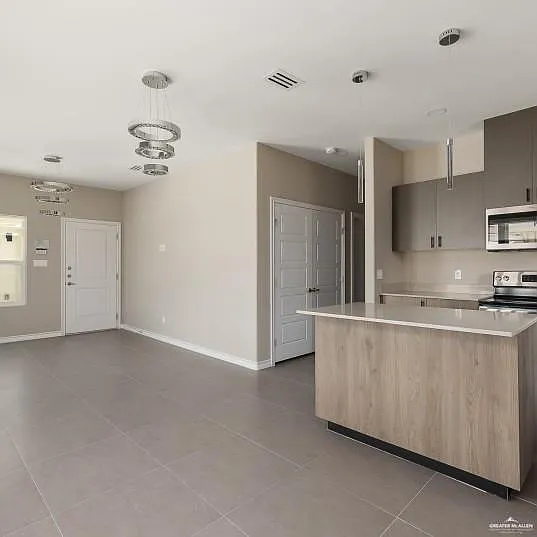 5809 Puffin Ave #3 — Photo 7