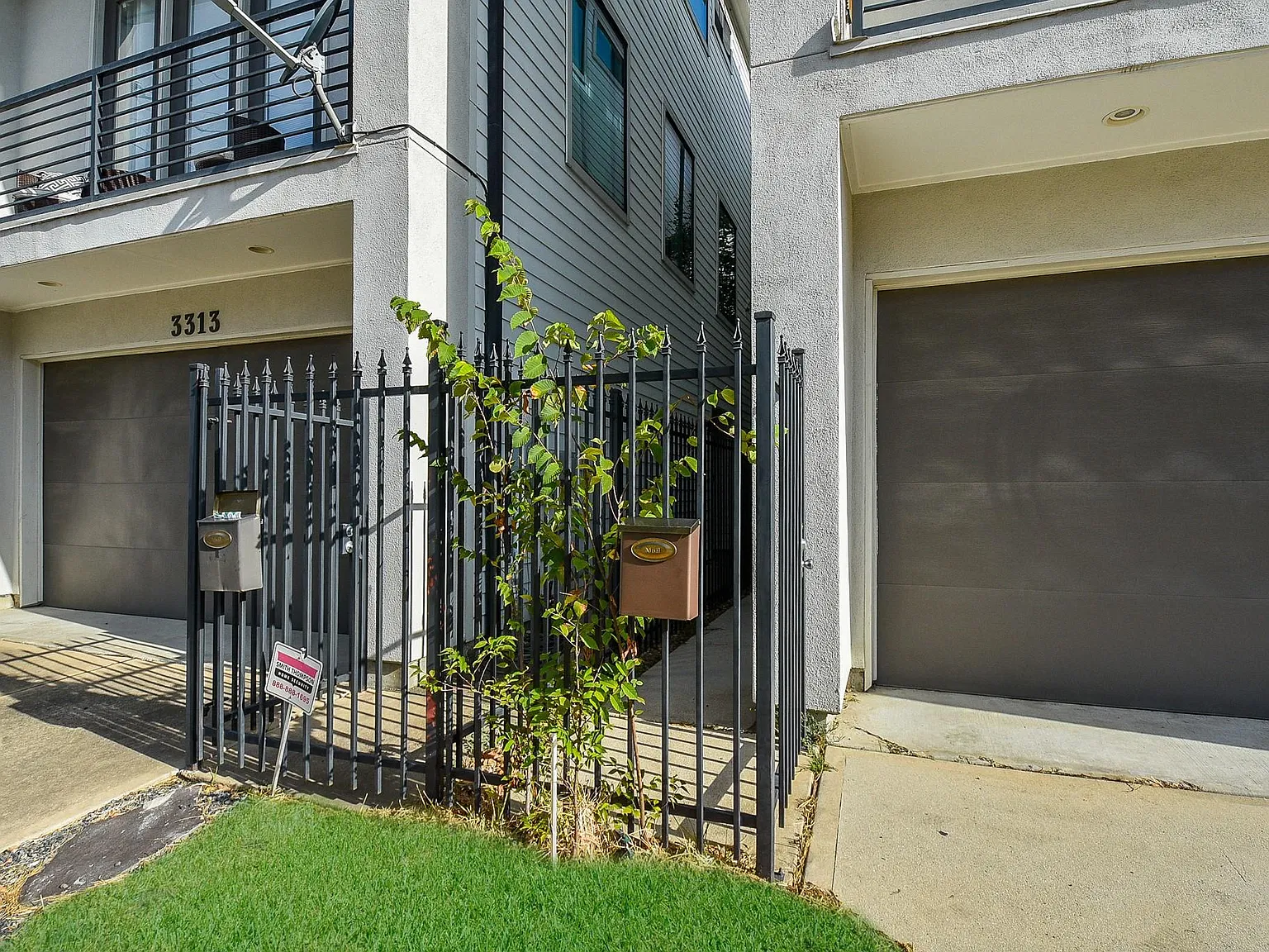 3 bed, 3.5 bath, 2059 sqft, $2,500 — Photo 3