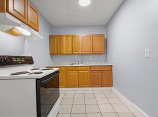 310 Garden St #1, Hartford, CT 06120