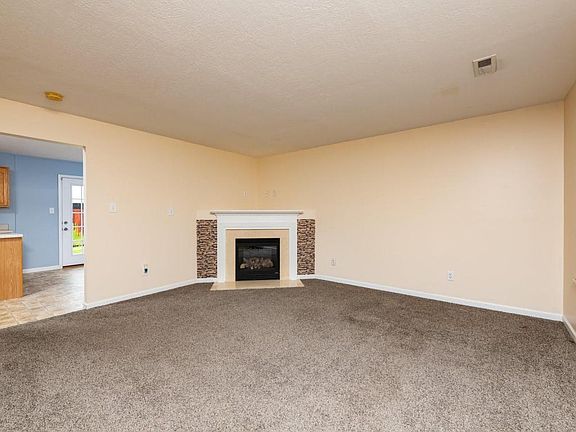 4th image of 4404 Oakbank Ln