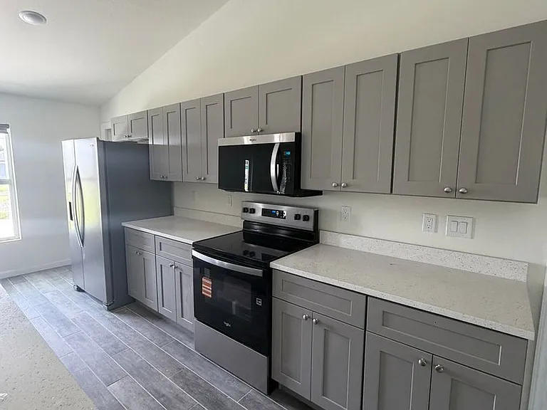 603 Wilmington Pkwy — Photo 11