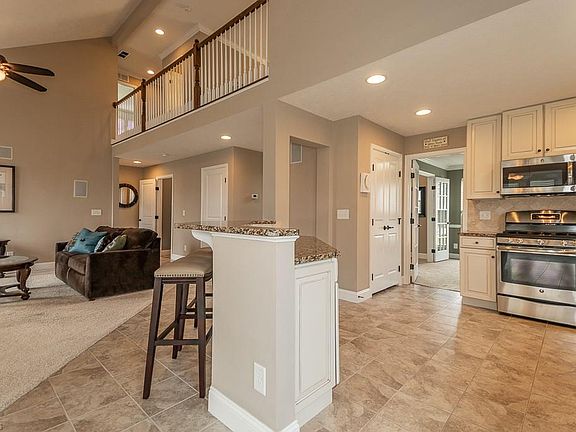 4th image of 5565 Sand Dune Ct