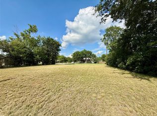 1007 Pancho St, Lockhart, TX 78644