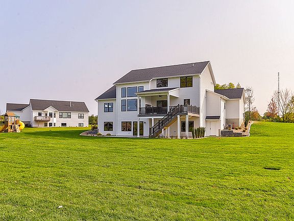 3rd image of 1245 Serengeti Ct