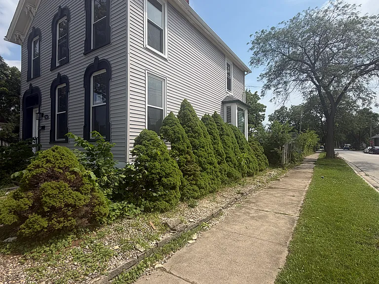 260 W Lincoln Hwy — Photo 37