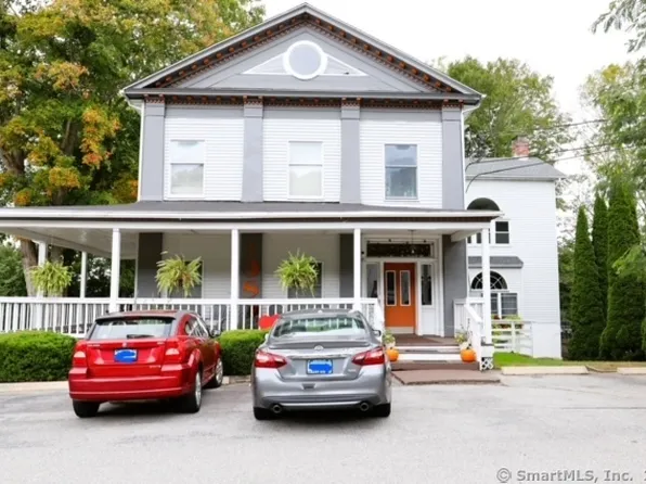 108 Washington Street #202, Norwich, CT 06360