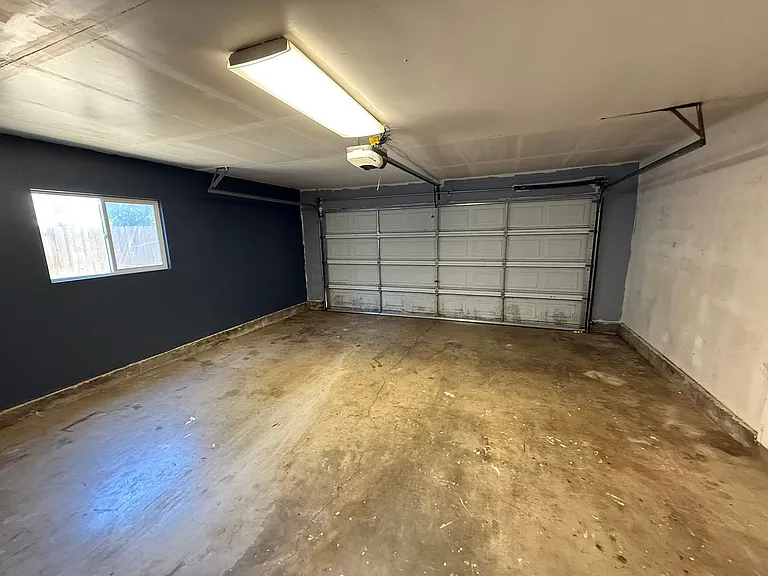 2637 Eastlake Dr SE — Photo 18