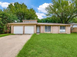2513 Richmond Dr, Arlington, TX 76014