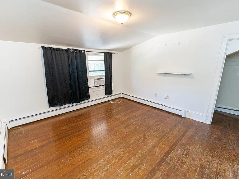 733 Camden Ave #B — Photo 42