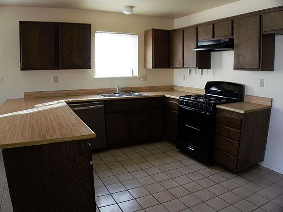 5th image of 5608 Emilia Ave