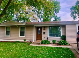 33 Montrose Dr, Romeoville, IL 60446