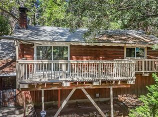 1155 Chateau Dr, Crestline, CA 92325