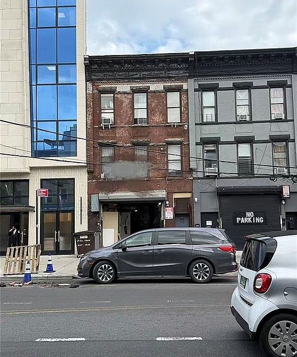 1st image of 3817 Fort Hamilton Pkwy