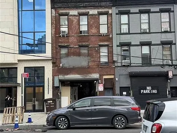 3817 Fort Hamilton Pkwy, Brooklyn, NY 11218