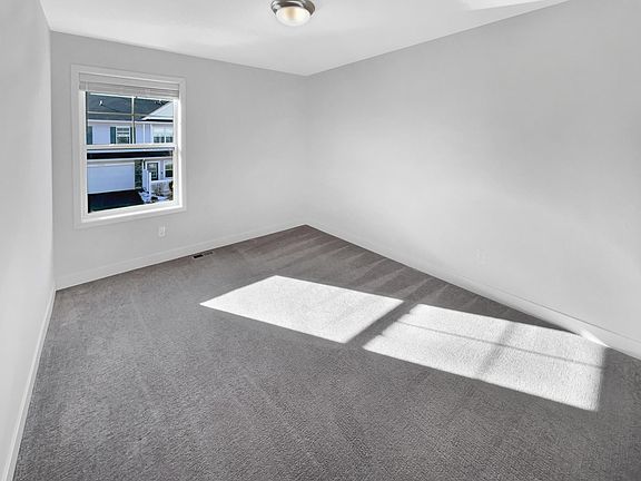 5th image of 11554 Woodside Dr