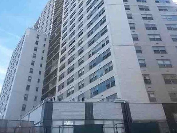 3rd image of 12510 Queens Blvd APT 414