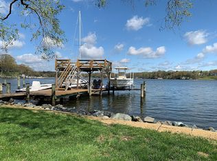 677 N Riverside Dr, Crownsville, MD 21032