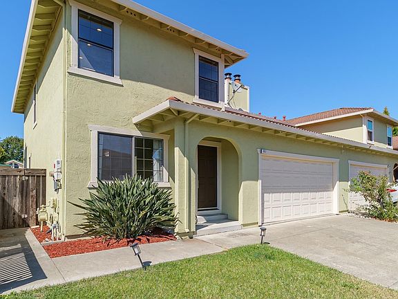 2nd image of 951 Hacienda Circle