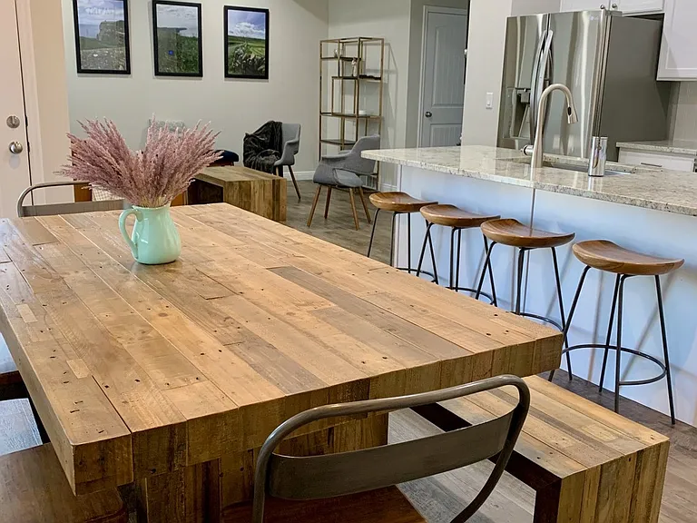 146 N 450 W — Photo 2