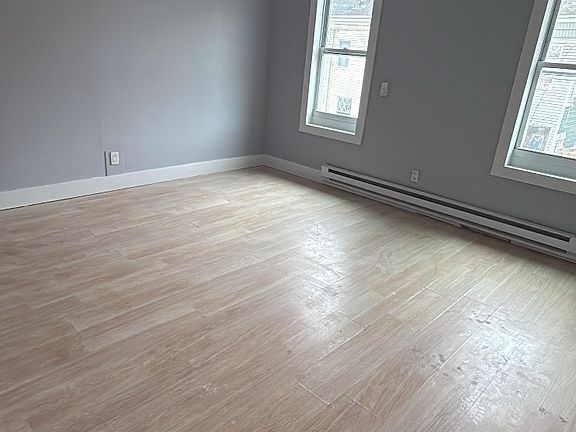 5th image of 87 Breunig Ave
