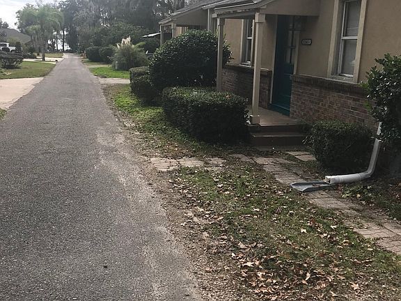 2nd image of 3265 Doctors Lake Dr APT A