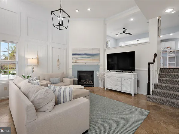 12135 Landings Blvd Unit 103, Berlin, MD 21811