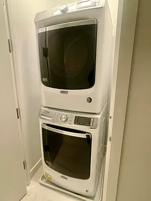 Rented by I&A Realty Group LLC | media 15