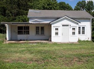 1620 Oak Level Rd, Bassett, VA 24055