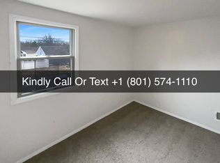 33 Joyce Pl, Parlin, NJ 08859