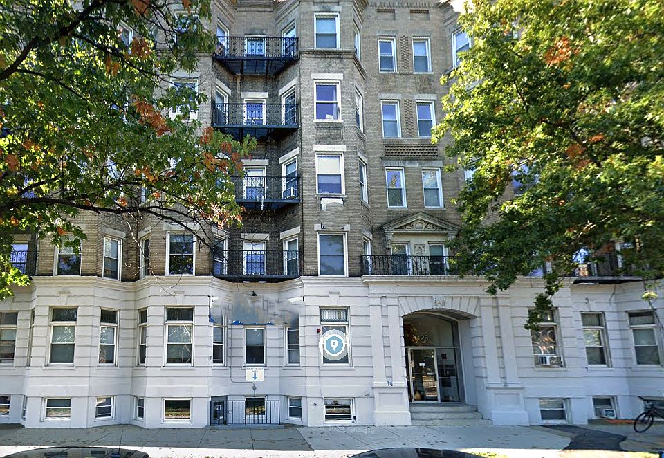 2nd image of 1147 Commonwealth Ave #12