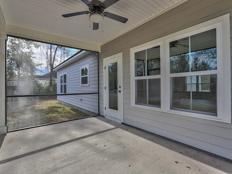 43 Sarlan Garden Dr — Photo 34