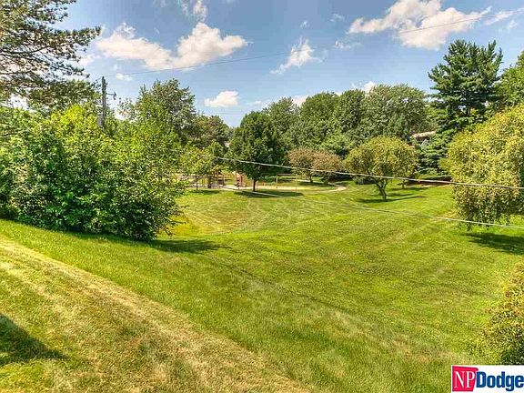 3rd image of 12318 Deer Hollow Dr
