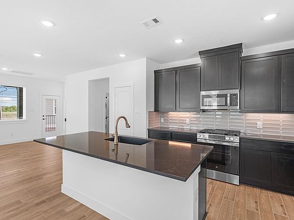 6th image of this home