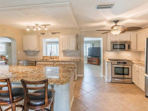 2nd image of 332 Barrello Ln