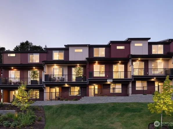 13205 NE 127th Way #A, Kirkland, WA 98034
